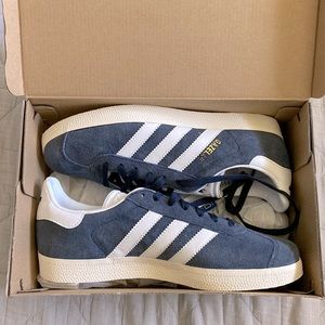 Adidas Gazelle size 8 women